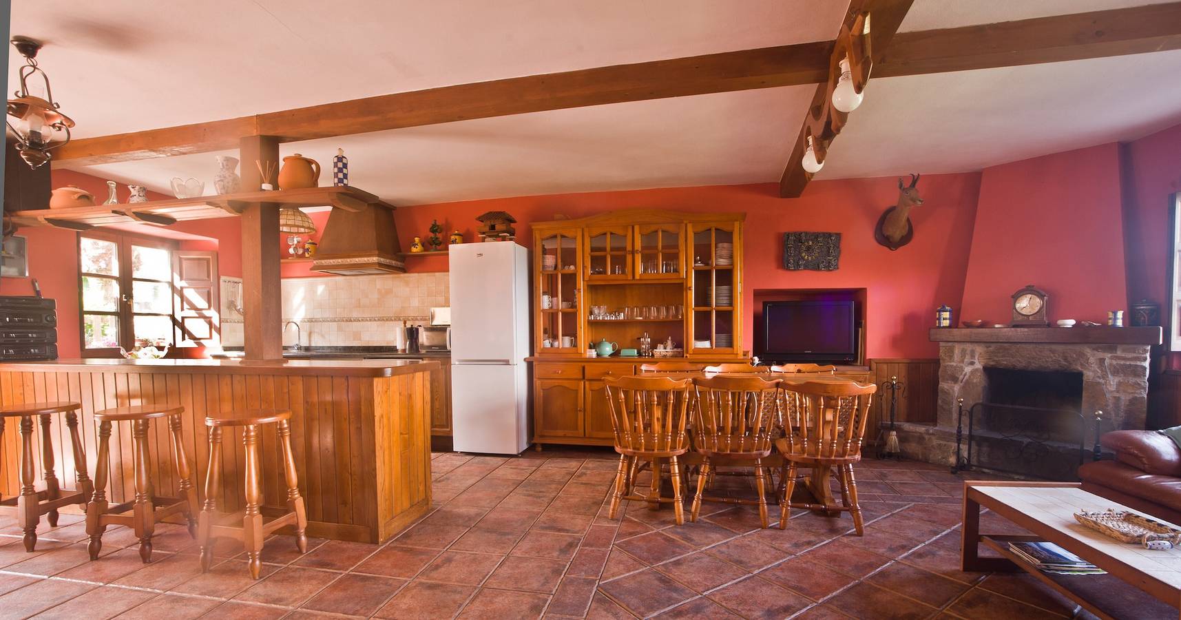 Landhaus 'Casa Remis' im ruhigen Dorf Piloña für bis zu 12 Gäste in Villamayor (Piloña), Piloña