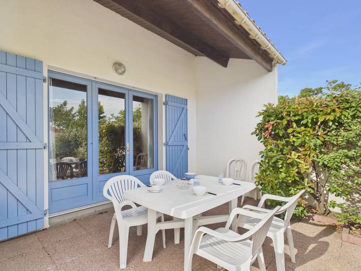 Location de vacances pour 4 personnes, avec jardin et terrasse dans Plage des Mouettes