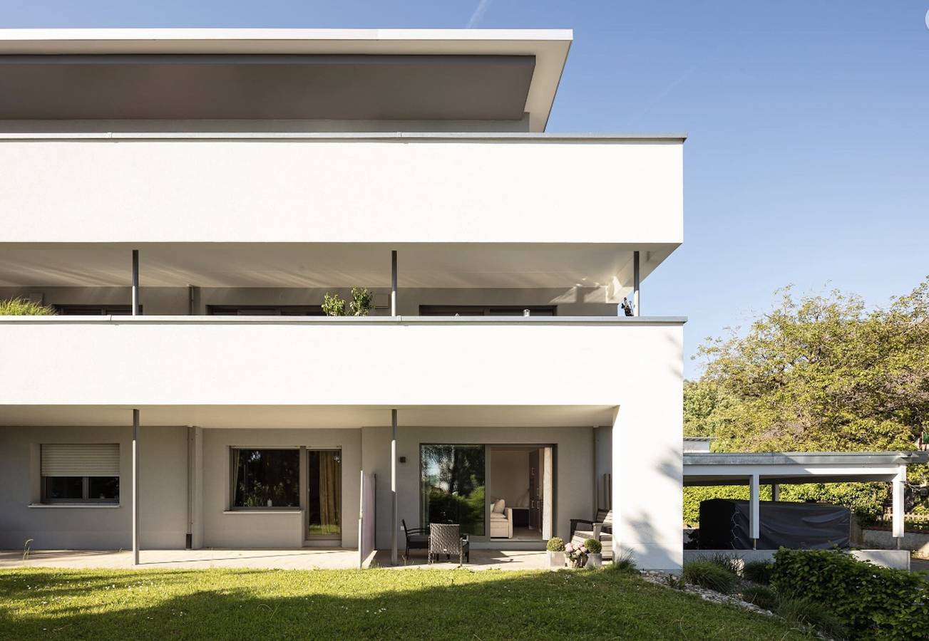 Ganze Wohnung, Apartment 'Aquamarin' mit Bergblick, privater Terrasse und Wlan in Überlingen, Region Bodensee-Oberschwaben