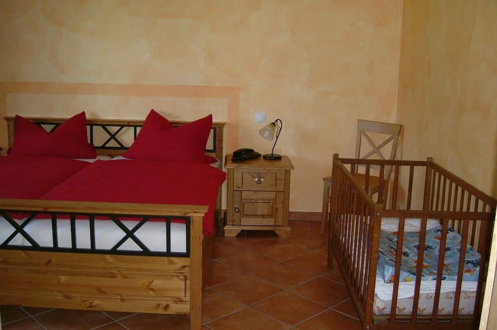 Ganze Wohnung, Sehr schöne und stilvolle 4-Sterne-Nichtraucher-Ferienwohnung in Schmallenberg, Hochsauerlandkreis