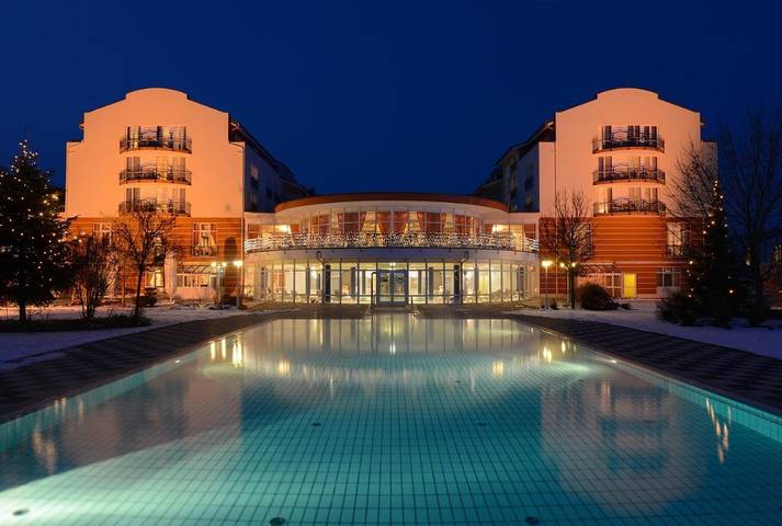 Hotel für 4 Personen, mit Terrasse und Garten sowie Pool und Sauna in Bad Gögging