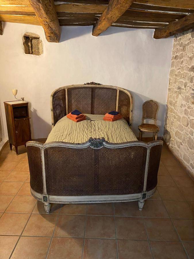 Room in Medieval Cereste in Céreste, Parc naturel régional du Luberon