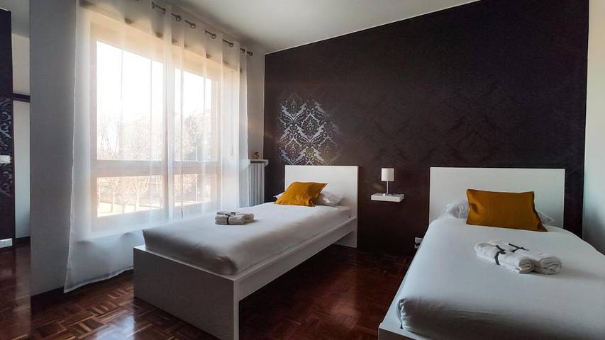 Gîte pour 5 personnes, avec vue et terrasse à Venaria Reale - 4