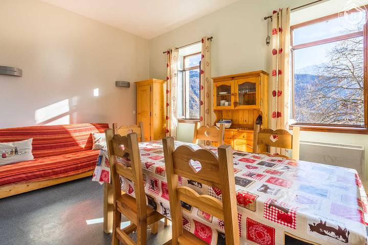 Gîte pour 6 personnes à Montgellafrey - 3