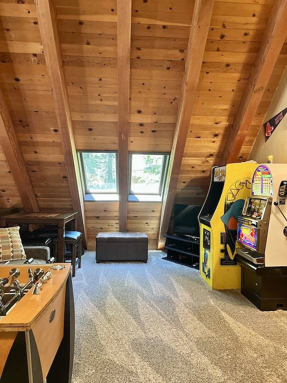 Tahoe Donner Retreat mit Whirlpool; Familienfreundlich-4 Bett / 2 Bad in einer ruhigen Straße. in Truckee, Donner Lake