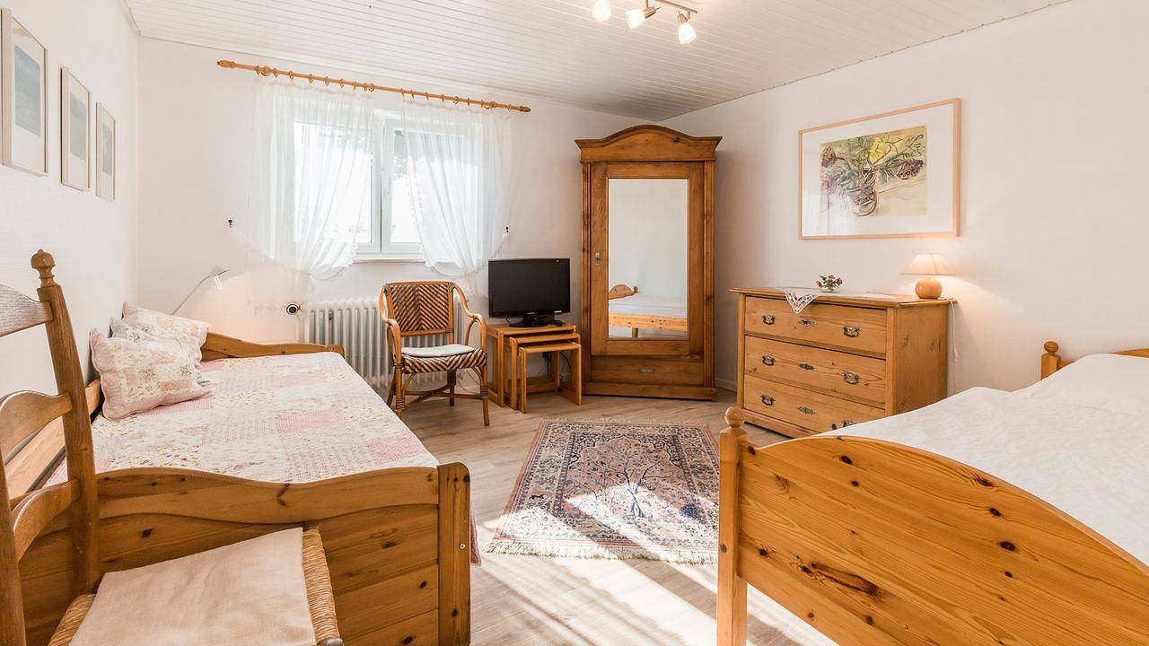 Apartamento vacacional entero, Ferienwohnung für 2 Personen (35 m²) in Kressbronn am Bodensee in Kressbronn, Distrito de Bodensee