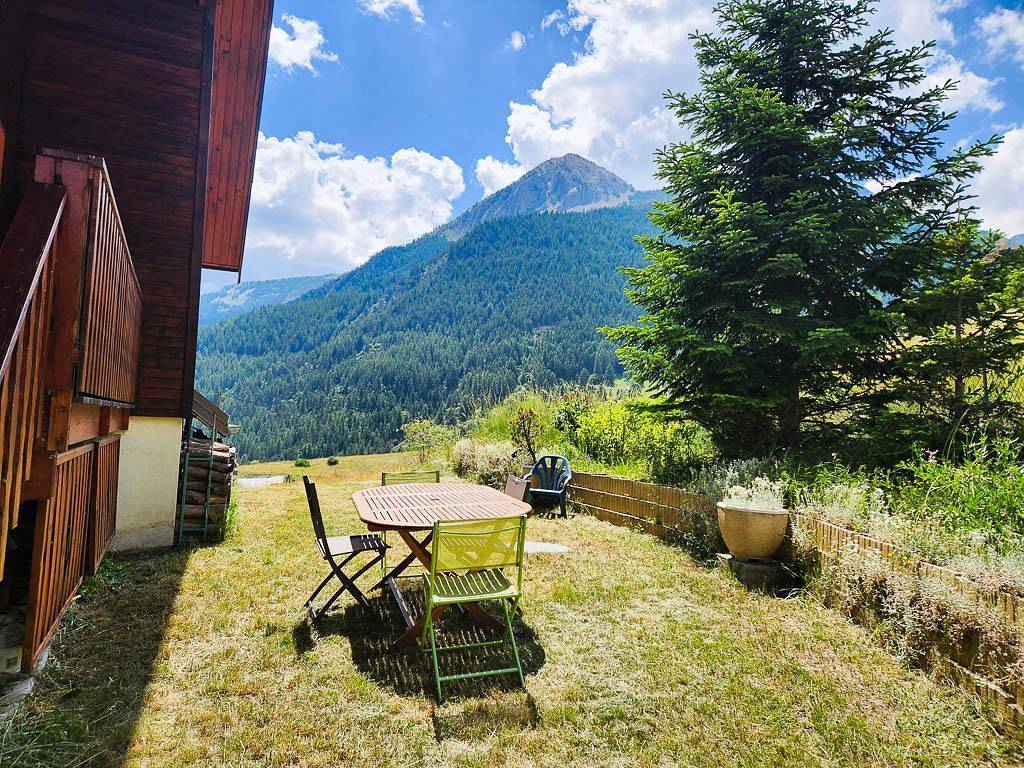 Gîte für 8 Personen mit Terrasse in Saint-Paul-sur-Ubaye, Barcelonnette und Umgebung