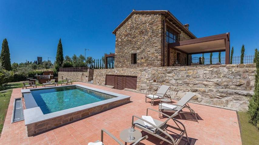 Location de vacances pour 4 personnes, avec vue et terrasse ainsi que piscine et jardin dans Badia a Passignano - 3