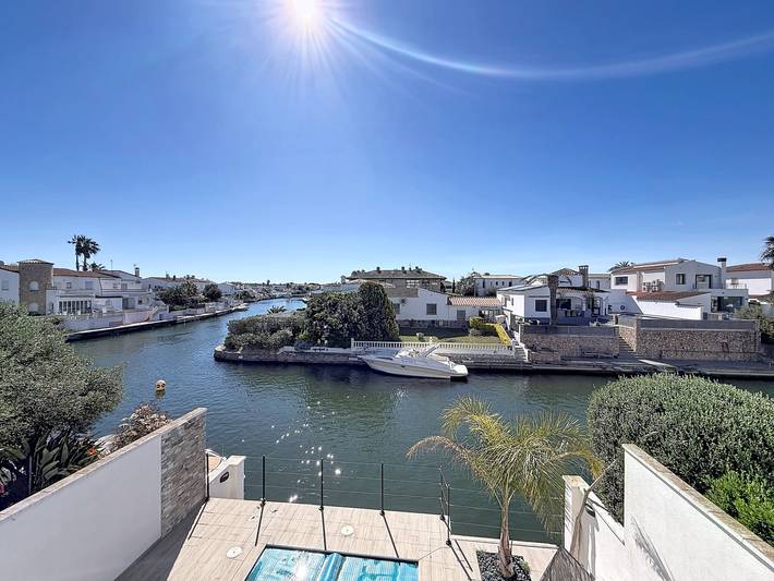 Valira Piscine Empuriabrava – Interimmo in Ampuriabrava, Alt Empordà