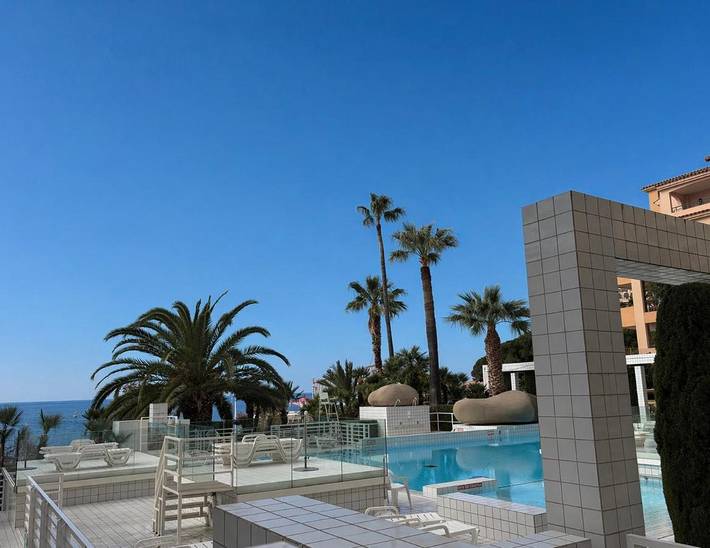 Ferienwohnung für 3 Personen, mit Garten und Ausblick sowie Pool