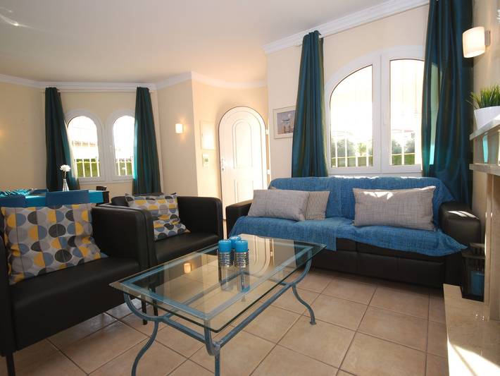 Chalet para 6 personas, con piscina y balcón en Safor - 2