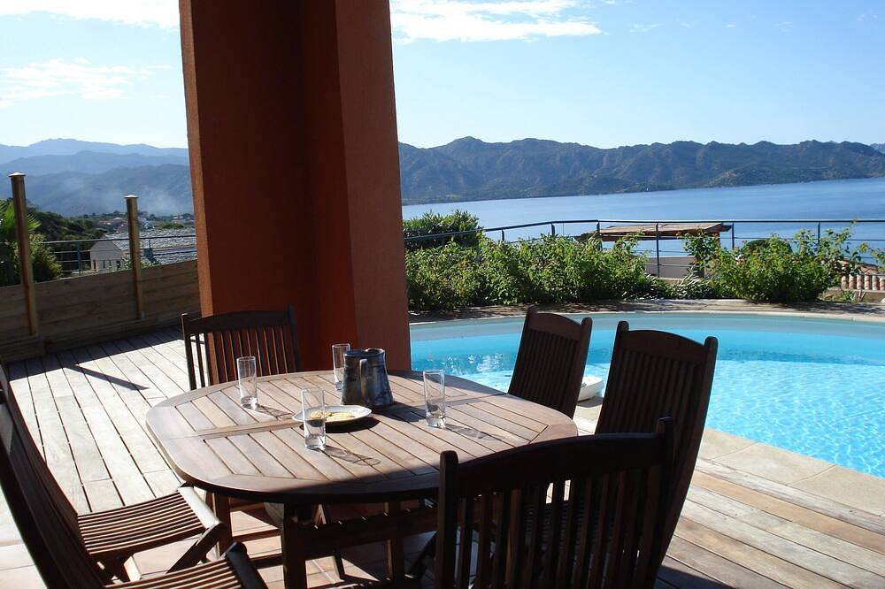 House / Villa - Saint Florent in Saint-Florent, Calvi region