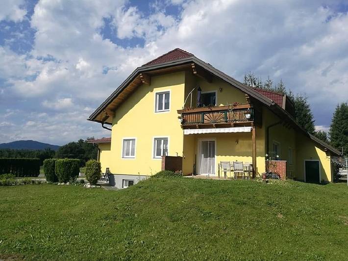 Appartamento vacanze per 6 persone, con giardino, adatto a famiglie con bambini - 1