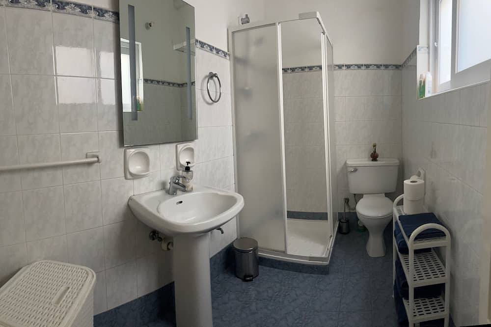 Charming 1-bedroom house with Ac, Wifi in beautiful Birzebbugia in Gudja, Malta Island