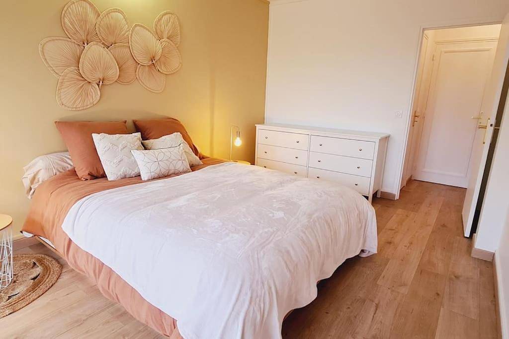 Appartement entier, Two-Bedroom Apartment in Le Chesnay, Yvelines