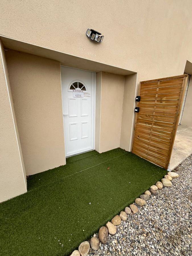 Gîte pour 6 personnes, avec terrasse à Anneyron - 4