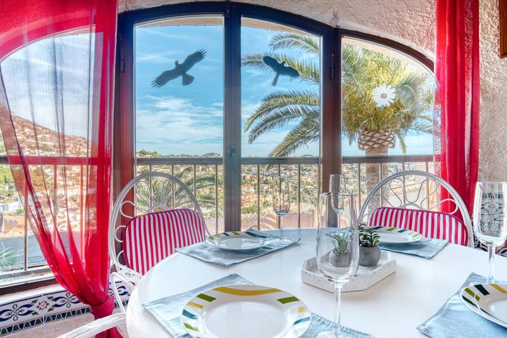 Villa "Bodine" con Vistas al Mar, Piscina Compartida y Wifi in Cala les Urques (Maryvilla), Maryvilla