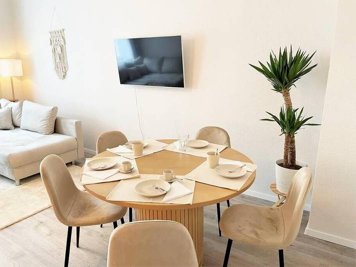 Ferienwohnung für 6 Personen, mit Balkon und Terrasse sowie Sauna in Zoo Leipzig - 4