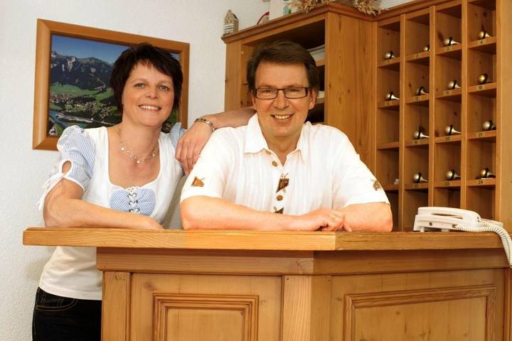 Hotel für 4 Personen, mit Garten und Ausblick in Höfen - 2