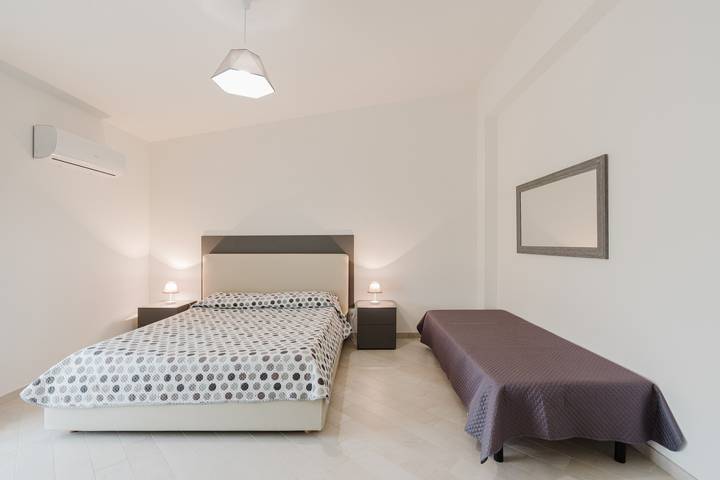Room "Camera 2" with Balcony, Wi-Fi, and Air Conditioning in San Giuseppe Jato, Palermo Province