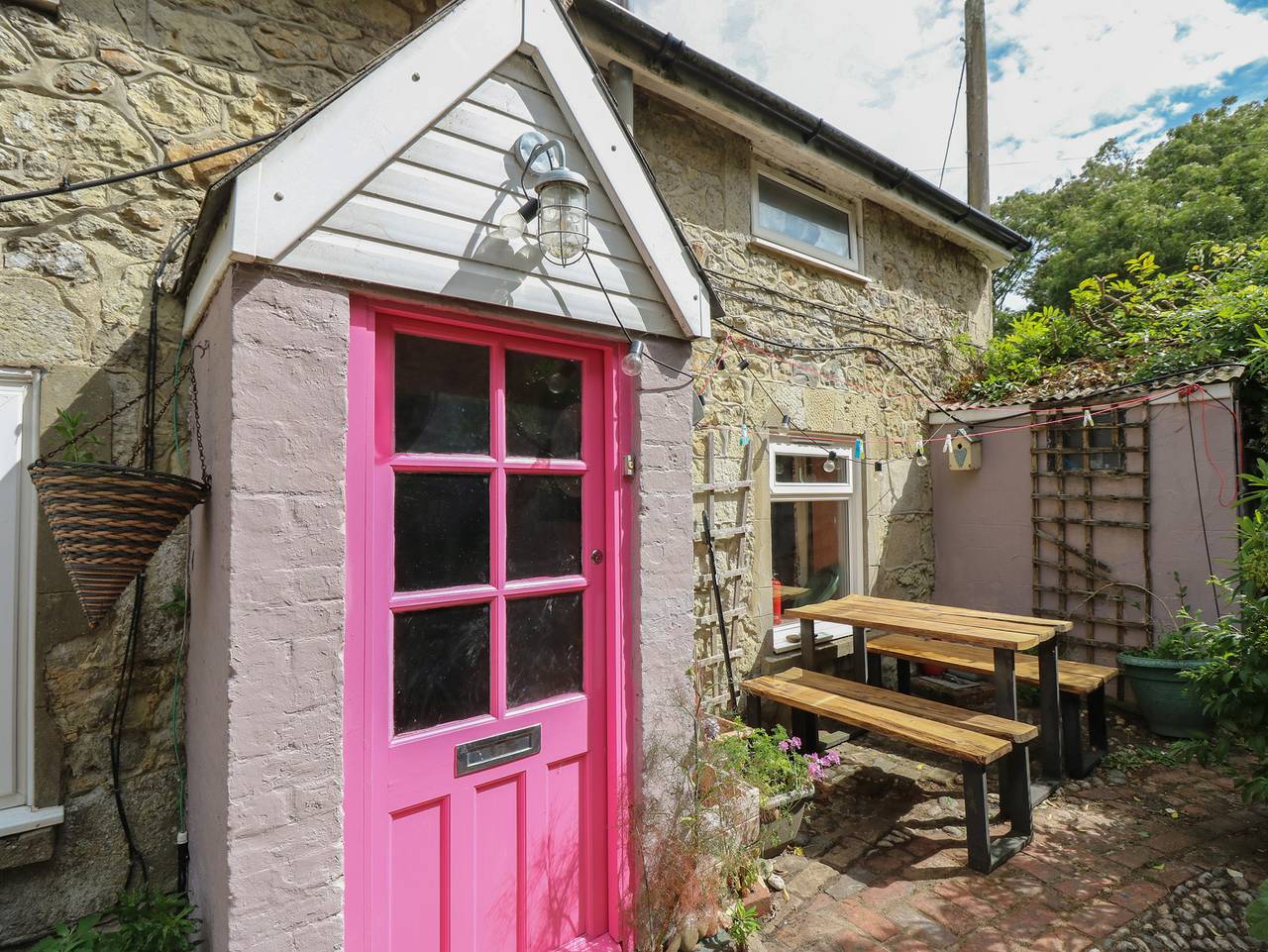Dairy Cottage in Niton and Whitwell, Isle of Wight