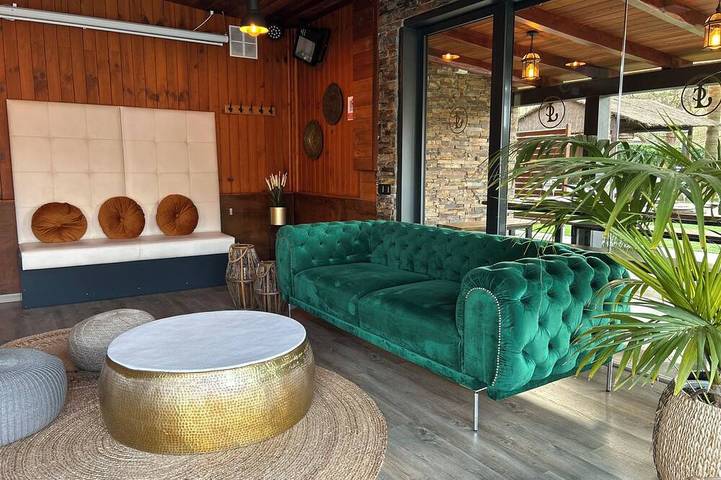 Caribbean Home Barcelona - Luxury Private Oasis in Montcada i Reixac, Barcelone l'intérieur des terres