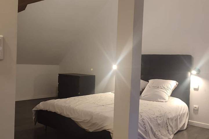 Location de vacances pour 6 personnes, avec terrasse, animaux acceptés à Trévron - 3