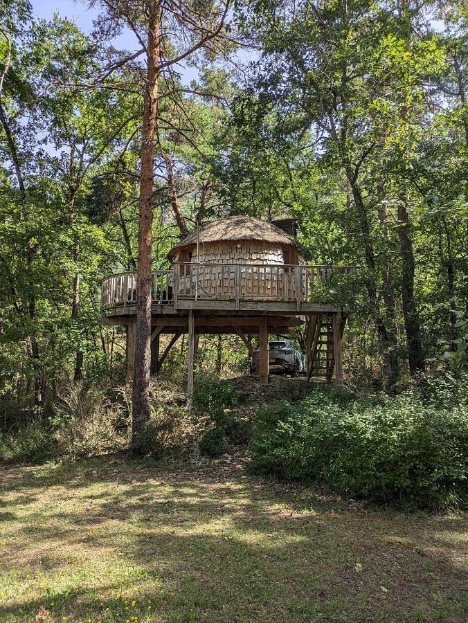 Gîte pour 4 personnes, avec jacuzzi ainsi que piscine et terrasse à Rivière-sur-Tarn - 2