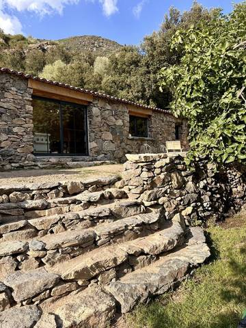 Gîte pour 4 personnes, avec balcon et jardin à Canavaggia