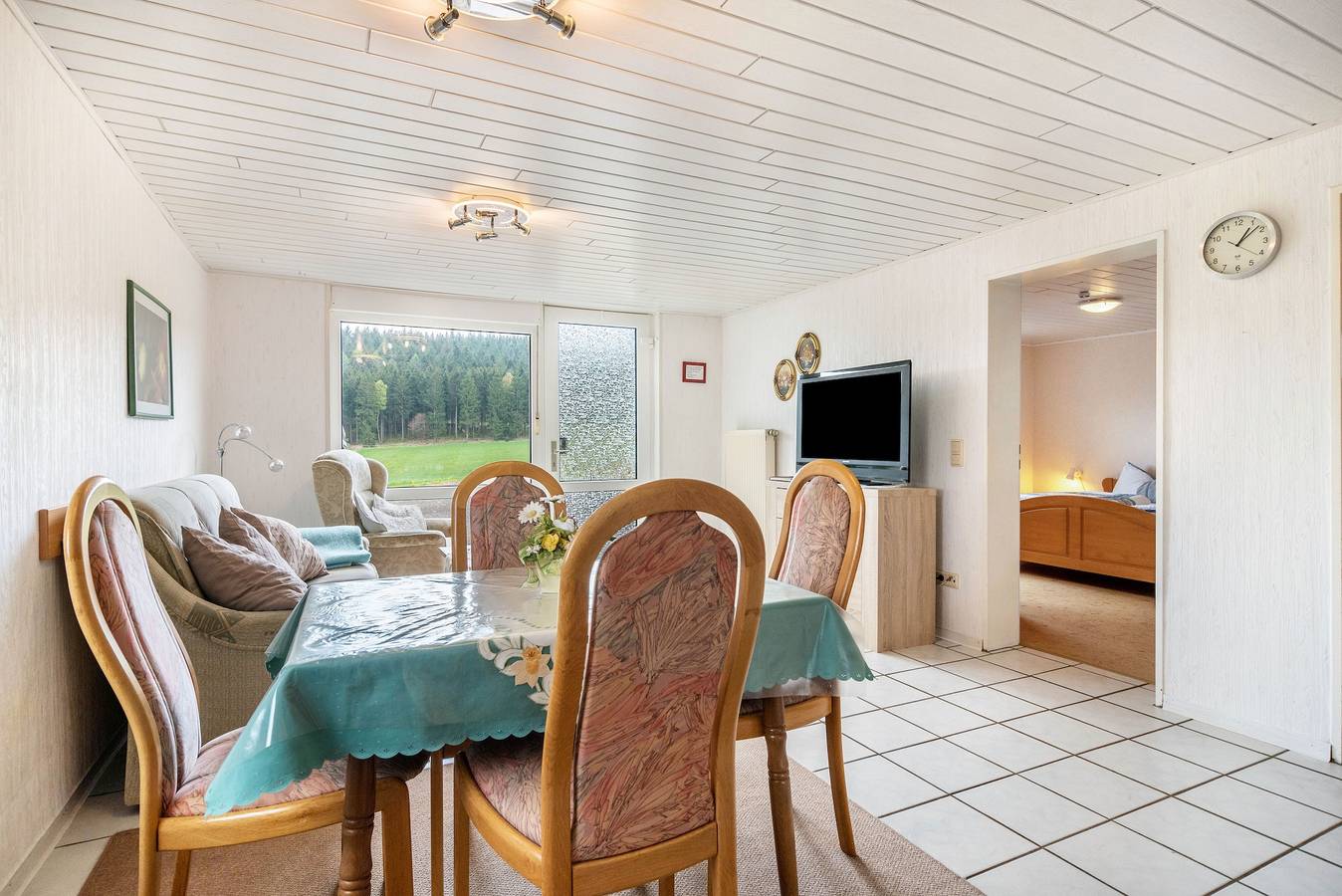 Ganze Wohnung, Apartment „Für 5 Personen, 65 m²“ mit Wlan in Weidenbach (Eifel), Vulkaneifel