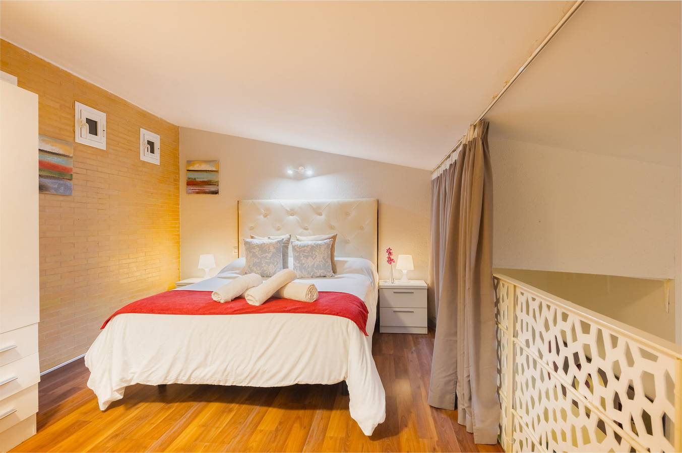 Ganze Wohnung, Apartment „Duplex Penthouse Terrace Citycenter“ mit privater Terrasse, Wlan & Klimaanlage in Casco Antiguo, Sevilla