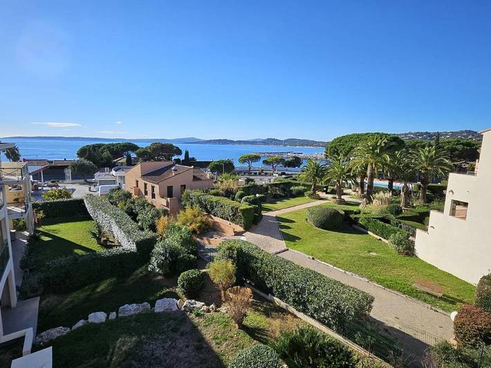 Gîte pour 6 personnes, avec piscine dans Plage de San Peire - 2