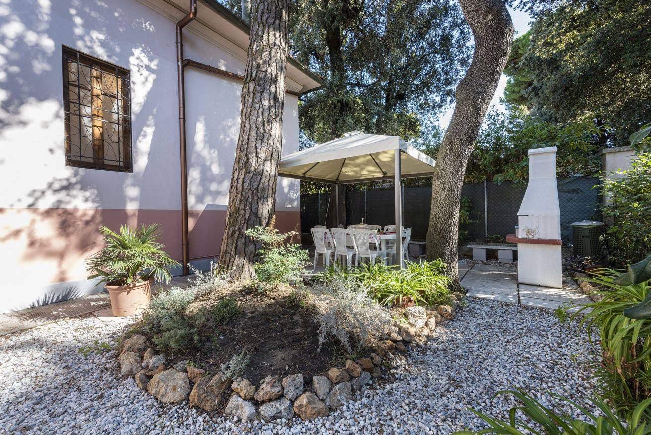 Villa für 8 Personen mit Garten in Lido di Camaiore, Camaiore