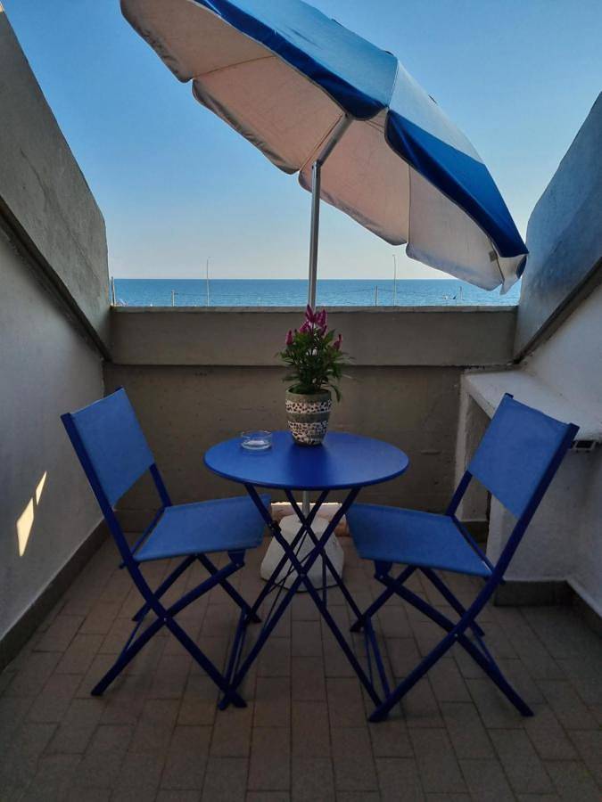 Location de vacances pour 4 personnes, avec vue et balcon à Massa (Italie)
