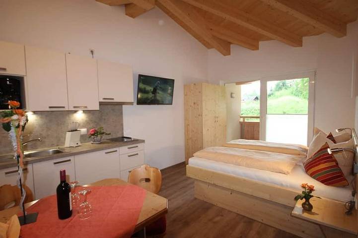 Hütte für 2 Personen, mit Terrasse am Achensee - 3