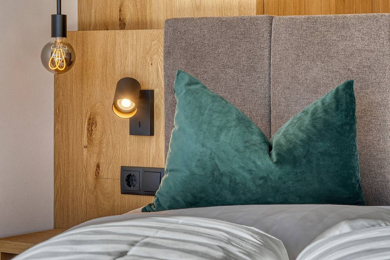 Appartamento intero, "Schlern" con vista sulle montagne, vasca idromassaggio, sauna finlandese e sauna a vapore e balcone in Nova Ponente, Val d’Ega
