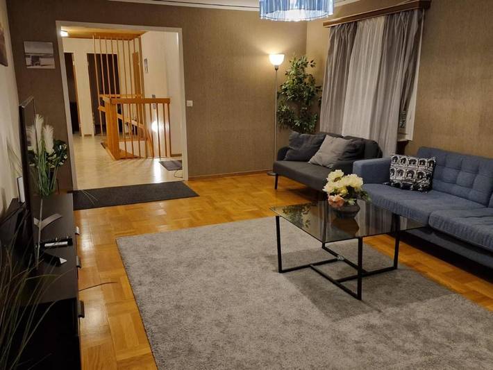 Villa för 7 Personer, med terass och utsikt i Västerås