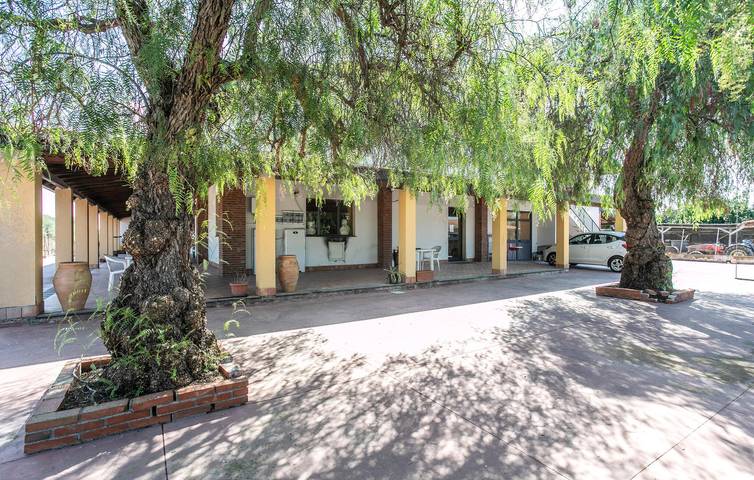 Casa vacanza per 12 persone, con piscina e terrazza a Belpasso