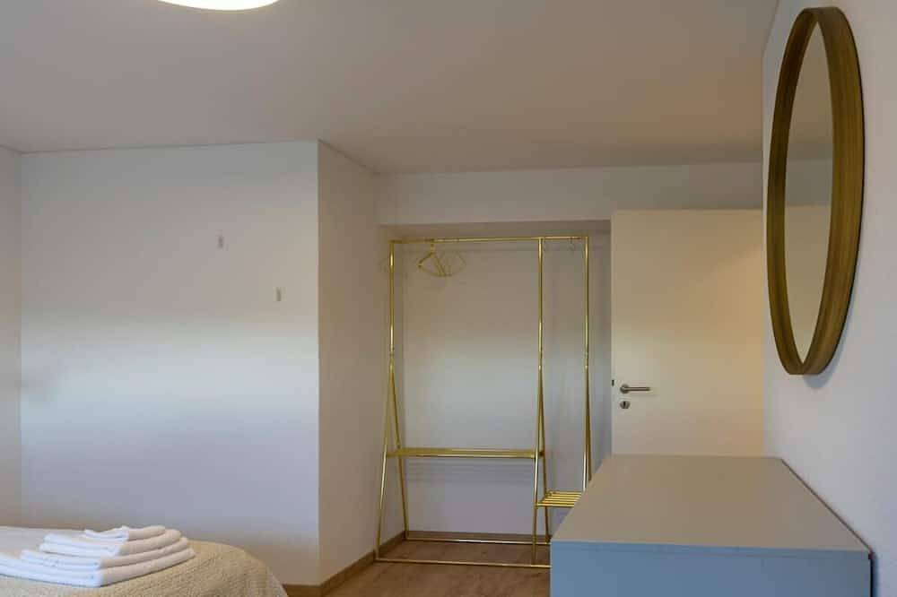 Ebenerdiges Wohnen auf einem Hof in Alleinlage. Weitläufige Felden und Wiesen umgeben Haus Augenweite in Rot am See, Hohenlohe