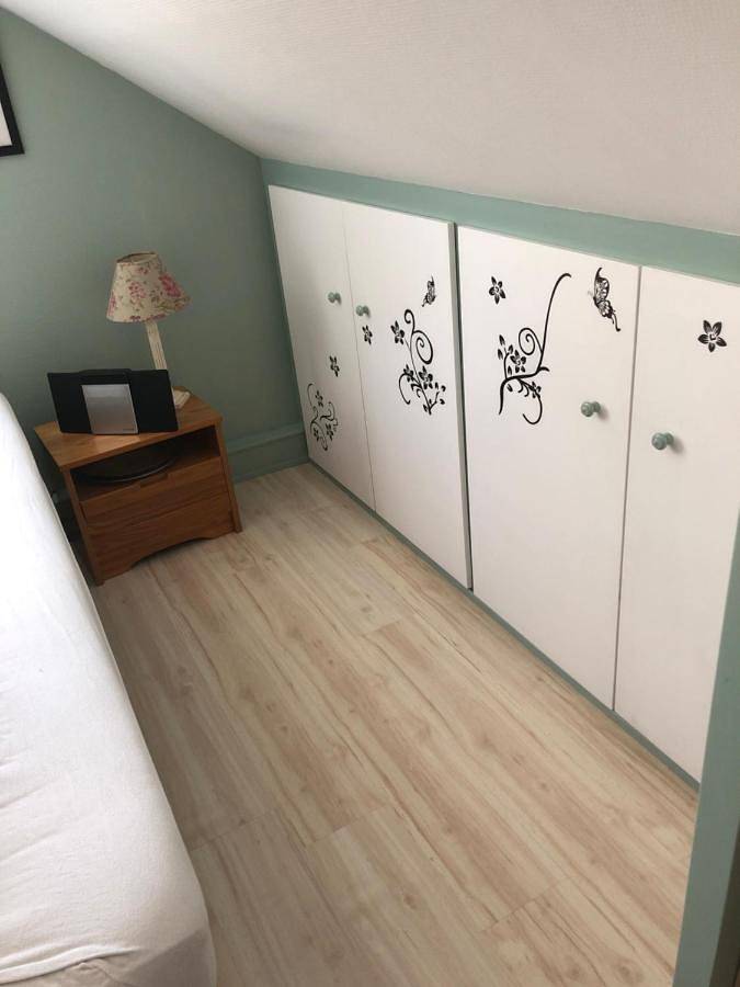 Double Room with Private Bathroom in Auxerre, Région d'Auxerre