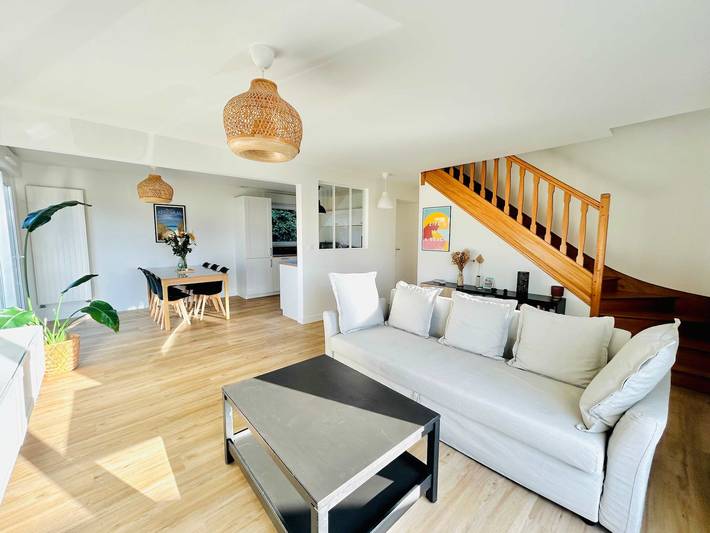 Location de vacances pour 6 personnes, avec Jardin et Piscine à Taulé