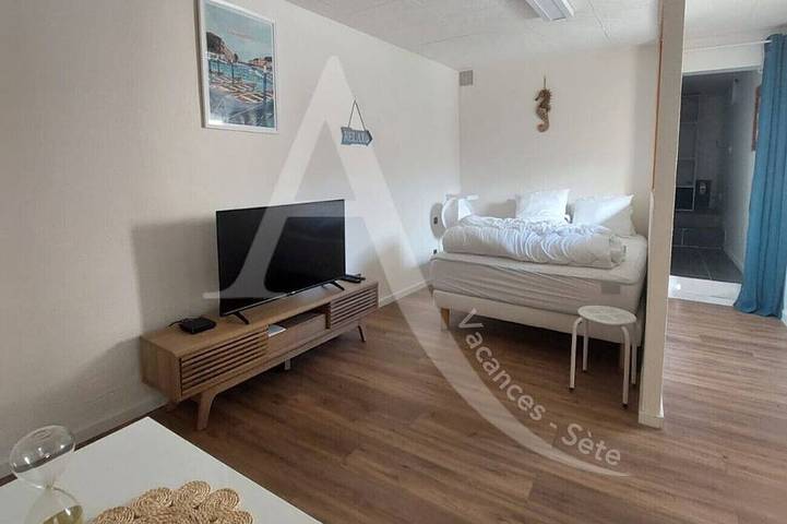 Gîte pour 2 personnes, avec jardin dans Plage de la Crique de l'Anau - 3