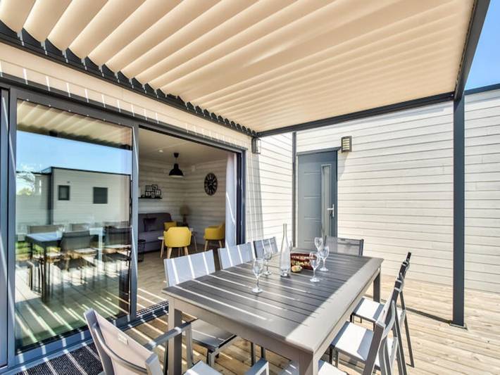 Gîte pour 8 personnes, avec piscine et jardin, adapté aux familles dans Office De Tourisme De Bretignolles Sur Mer