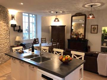 Gîte pour 5 personnes, avec jardin à Saint-Hilaire