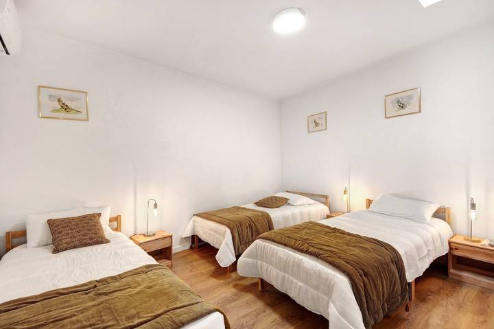 Quarto 'Quarto 5 Piso Superior - Quinta Df' com vista para a montanha, Wi-Fi e ar condicionado in Eiras, Distrito de Coimbra