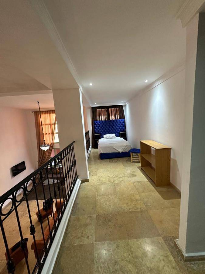 Gîte pour 9 personnes, avec terrasse et piscine dans Jardin Majorelle Marrakech - 4