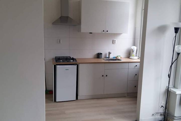 Apartamento entero, Studio near Centre Rotterdam. in Róterdam, Holanda Sur