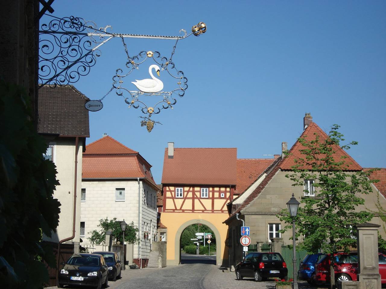 Gasthof-Hotel "Zur Schwane" - Einzelzimmer in Abtswind, Fränkisches Weinland