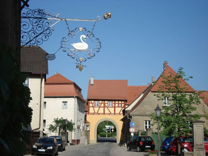 Gasthof-Hotel "Zur Schwane" - Einzelzimmer in Abtswind, Fränkisches Weinland