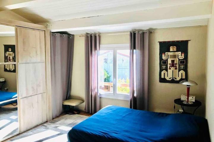 Location de vacances pour 8 personnes, avec jardin et terrasse à Viols-le-Fort